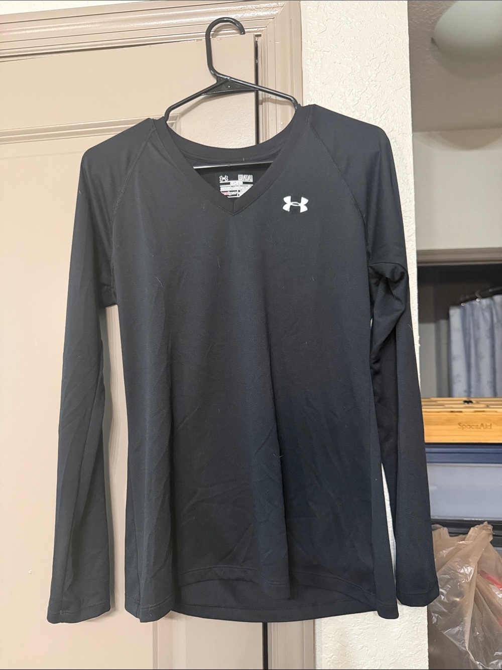 Under Armour Black Long-Sleeve V-Neck Performance Top